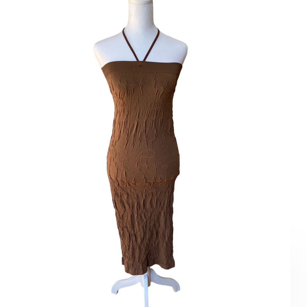 NWT Brown Strapless s dress. Textured And Stretchy Fabric